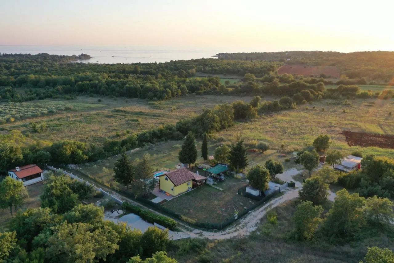 Villa Paco Porec 0*,  Croatia